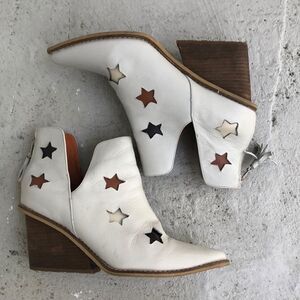 Silva Cobos ankle boots